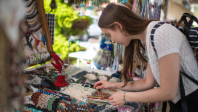 Best Digital Tools for Running an Arts and Crafts Fair Booth