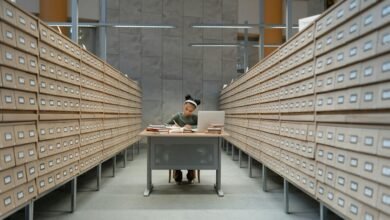 exploring unknown information lists